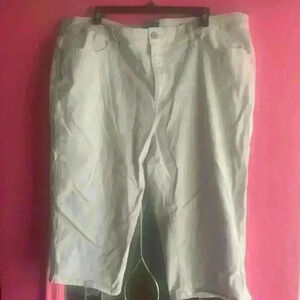 Talbots 20W Khaki Pedal Pushers Capri